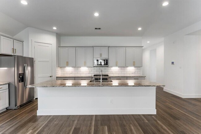 Building Photo - 13749 Rising Sun Ln