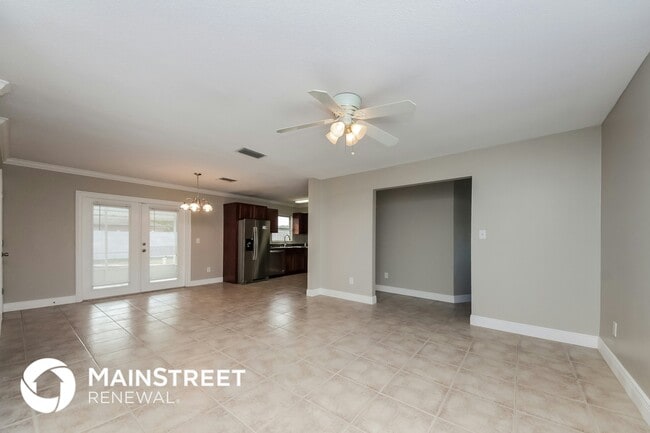 Foto del edificio - 5116 N Woodcrest Dr