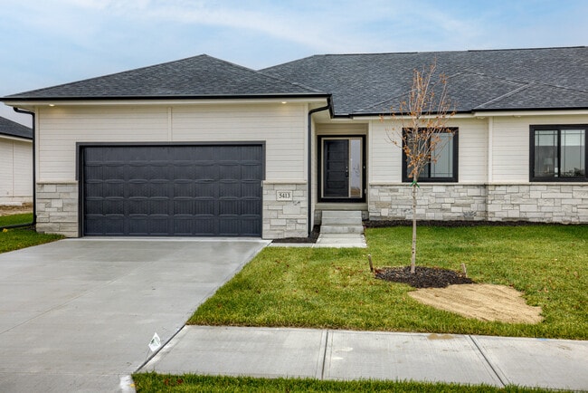 Foto del edificio - 20939 Ellison Ave