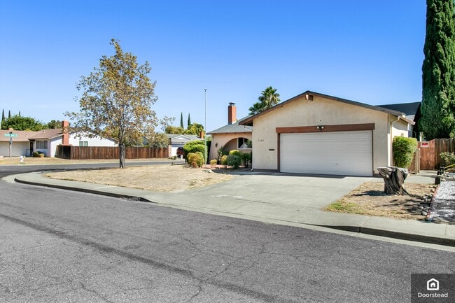 Foto del edificio - 2180 Sandpiper Dr