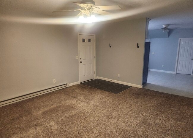 Building Photo - 10 Holman St