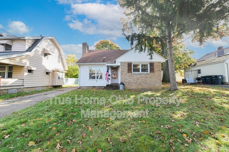 Primary Photo - 1415 Dietz Ave
