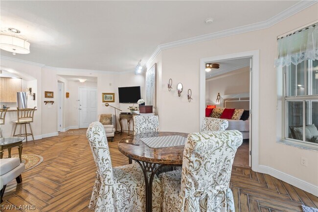 Foto del edificio - 2825 Palm Beach Blvd