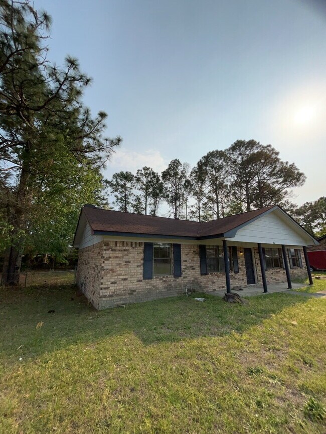 Building Photo - 256 Whitetail Cir