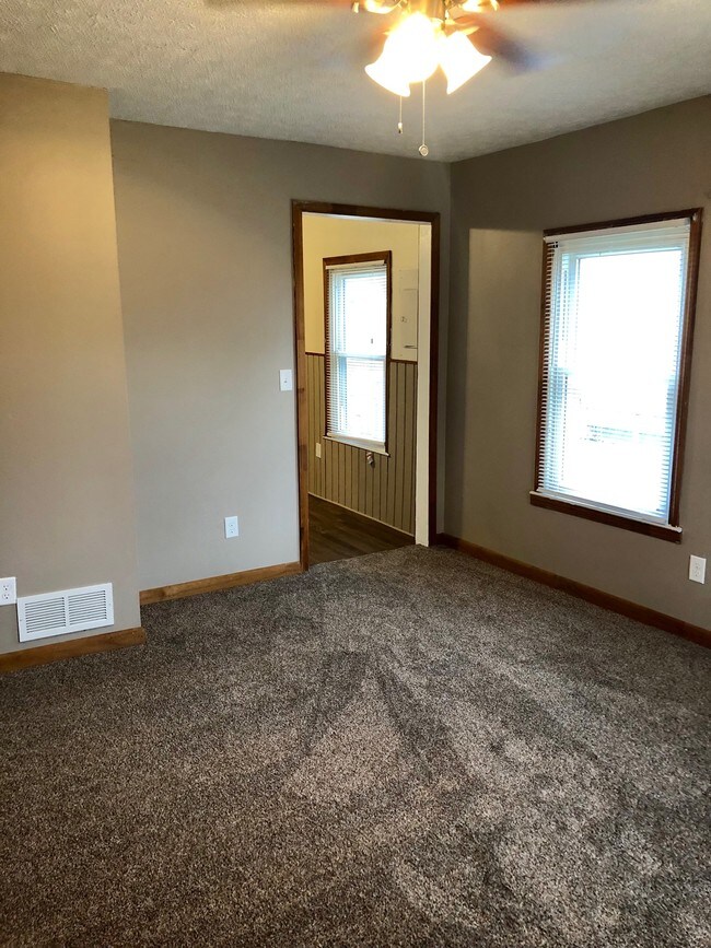 Foto del edificio - 804 Poindexter St