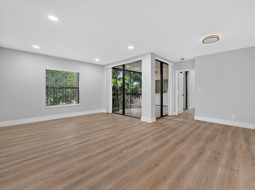 Building Photo - 4519 Carambola Cir S