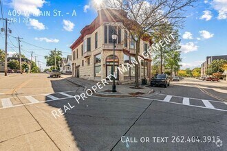 Building Photo - 409 W Main St