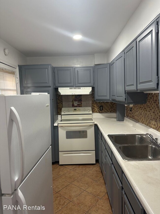 Building Photo - 2 br, 1 bath House - 842 N 9th Street