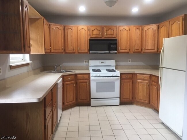 Foto del edificio - 1277 Valley Rd