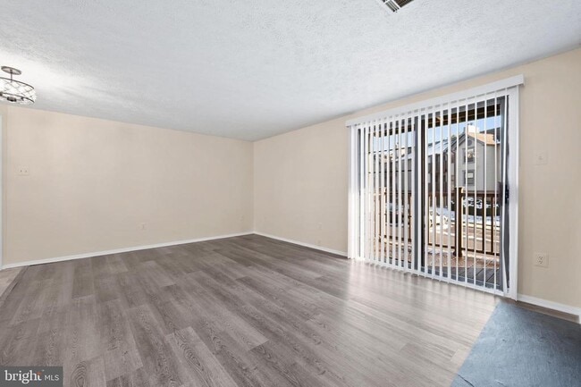 Building Photo - 26008 Brigadier Pl