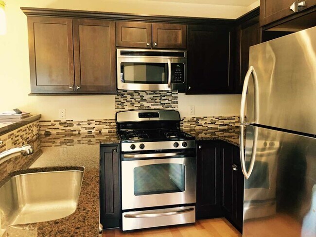 Foto del edificio - 2320 N 113th Pl