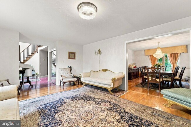Foto del edificio - 315 Pheasant Hill Dr