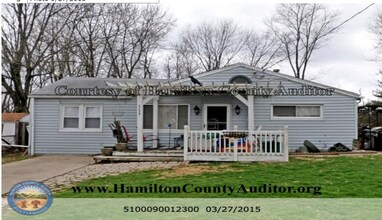 Building Photo - 8233 Sandy Ln