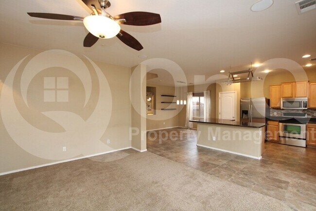 Building Photo - 12622 W Duane Ln