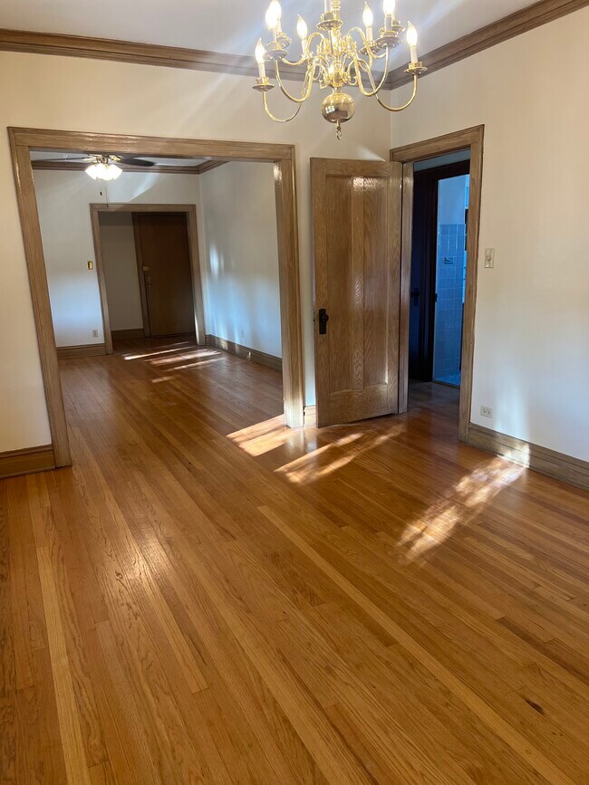 Foto del edificio - 4653 N Major Ave