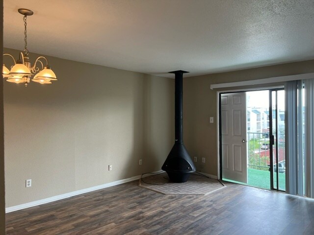 Living Room - 2824 S Bartell Dr