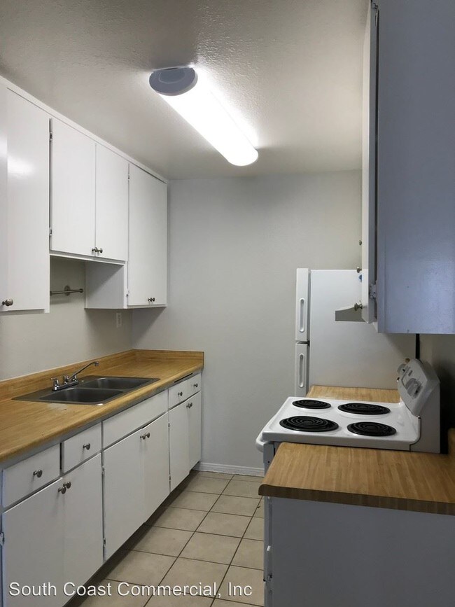 Foto del edificio - 9258 Birch St