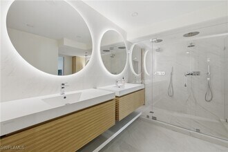 Building Photo - 4651 Gulf Shore Blvd N