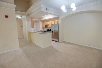 Building Photo - 12016 Villanova Dr