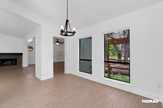 Foto del edificio - 12710 Broleman Rd