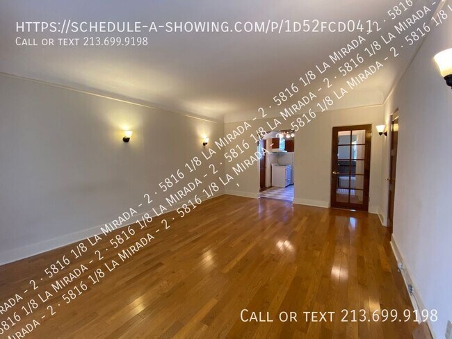 Foto del edificio - 5816 1/8 La Mirada-2