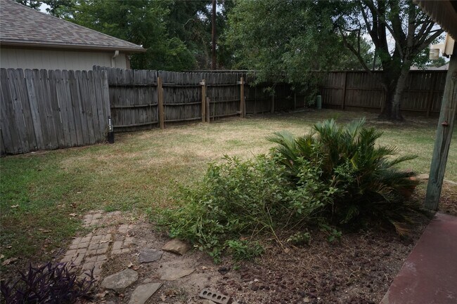 Building Photo - 5022 Fox Hollow Blvd