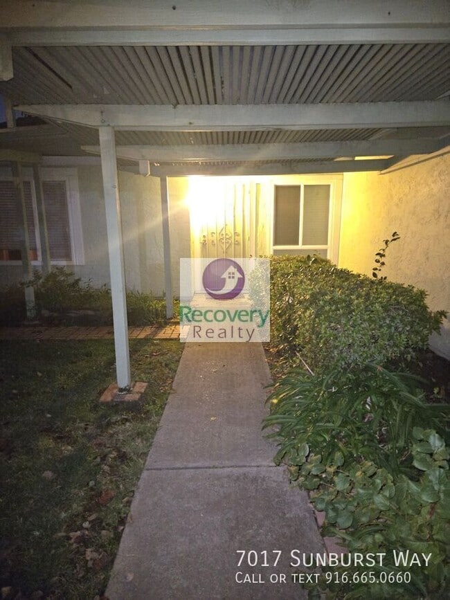 Foto del edificio - 7017 Sunburst Way