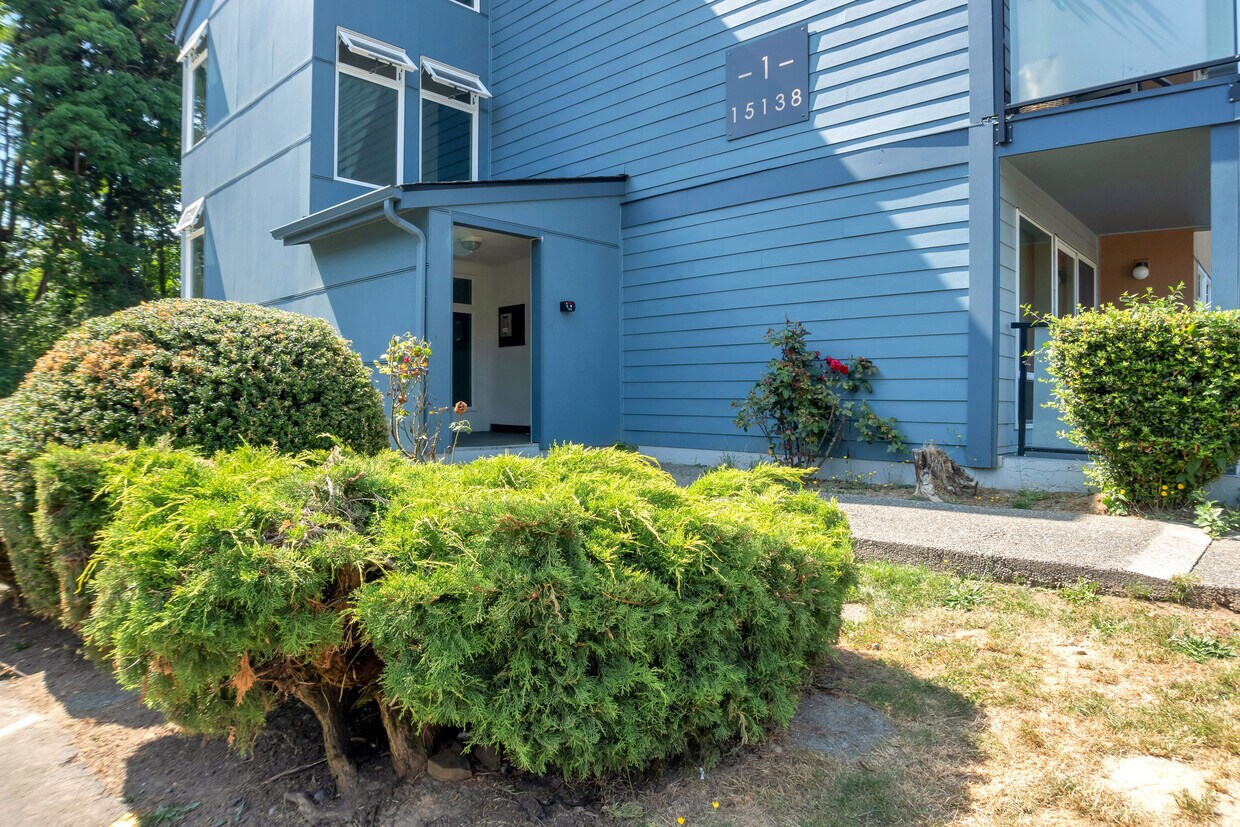 15138 65th Ave S Unit 103, Tukwila, WA 98188 Condo for Rent in