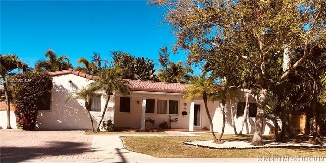 Foto principal - 881 NE 71st St
