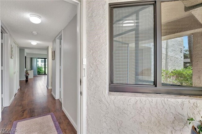 Building Photo - 7406 Lake Breeze Dr