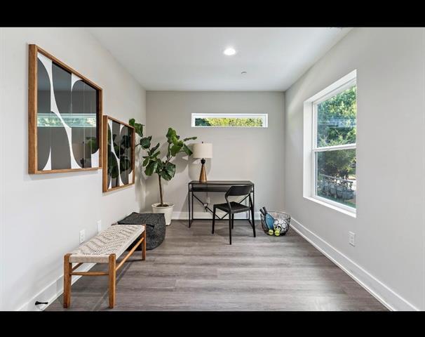 Foto del edificio - 5810 Hudson St