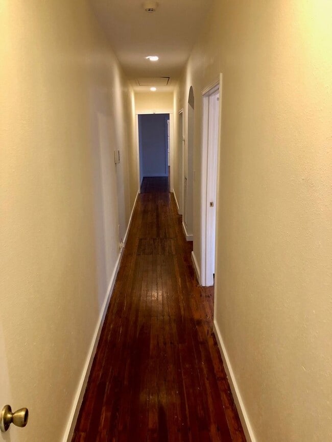 Photo - 2BD/1BA in the heart of Uptown Townhome