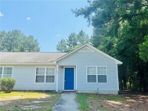 Building Photo - 233 Bahia Ln