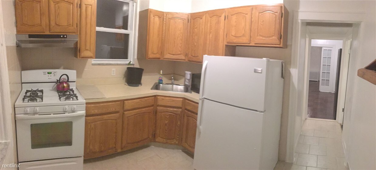 Primary Photo - 2158 35th St