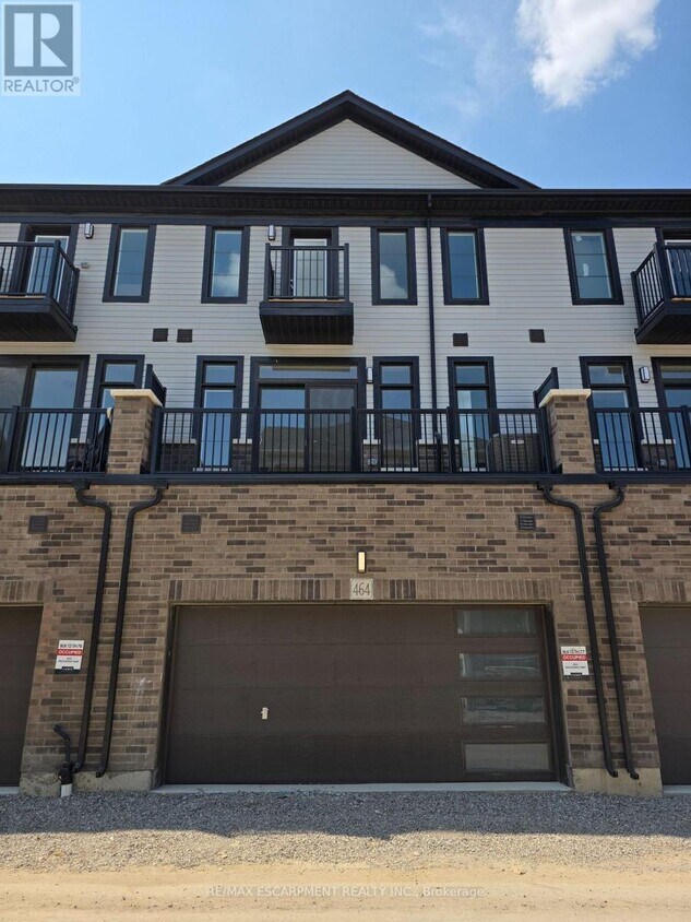 Primary Photo - 464 Provident Way