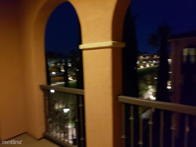 Foto del edificio - 1 br, 1 bath Apartment - 11302 Pentado