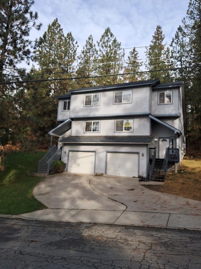Building Photo - 2009 Lilly Dr