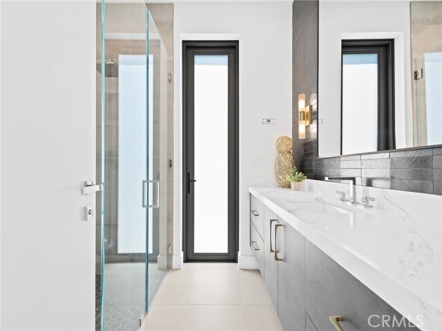 Foto del edificio - 2657 NE 34th St