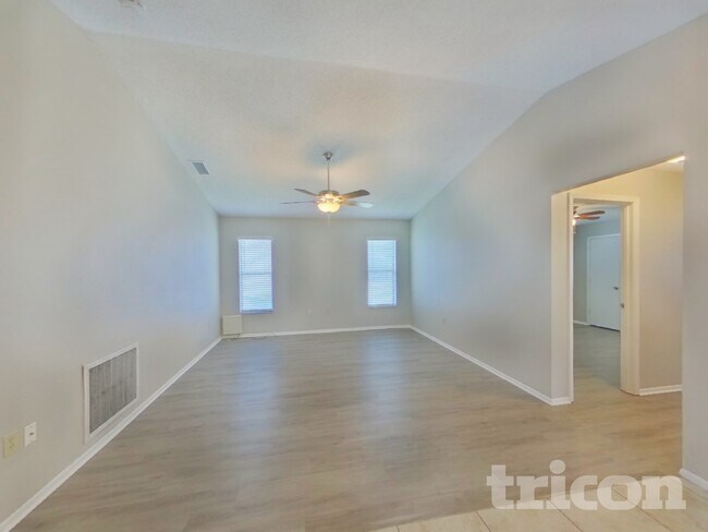 Foto del edificio - 2273 Seward Cir