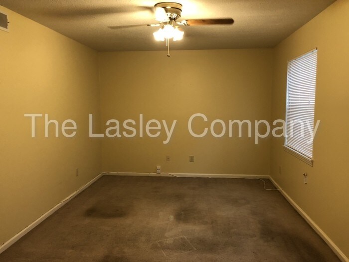 Primary Photo - 221 N Fillmore St