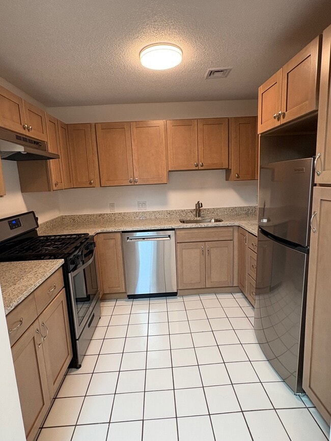 Updated Kitchen - 1240 Whitney Ave