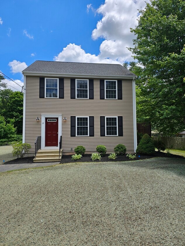 19 Evelyns Path, Middleboro, MA 02346 House Rental in Middleboro, MA