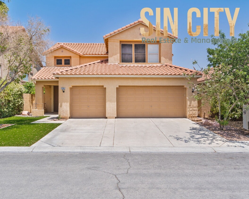 Foto principal - 904 Cambridge Cross Pl