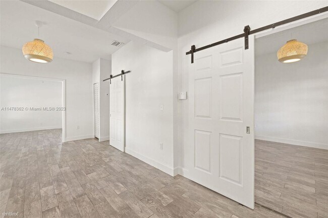 Building Photo - 3 br, 3 bath House - 3452 Margaret St