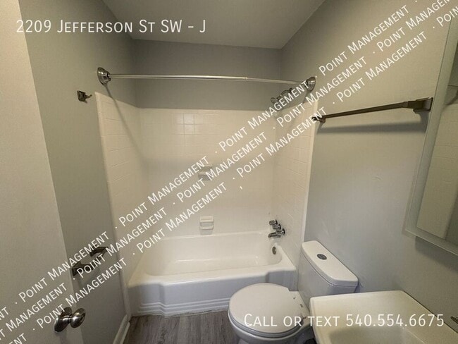 Foto del edificio - 2209 Jefferson St SW