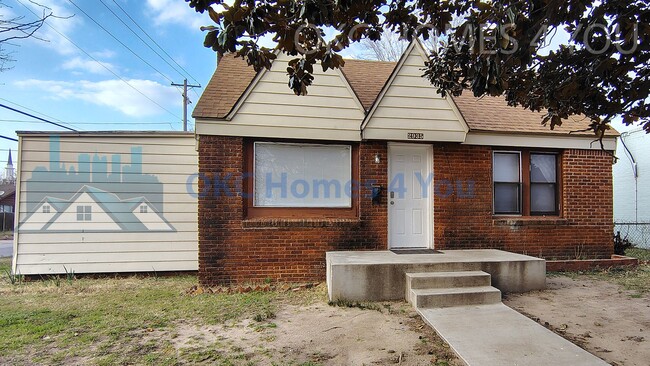 NW OKC 4 Bed Near I-44 & NW 23rd St. - NW OKC 4 Bed Near I-44 & NW 23rd St. House