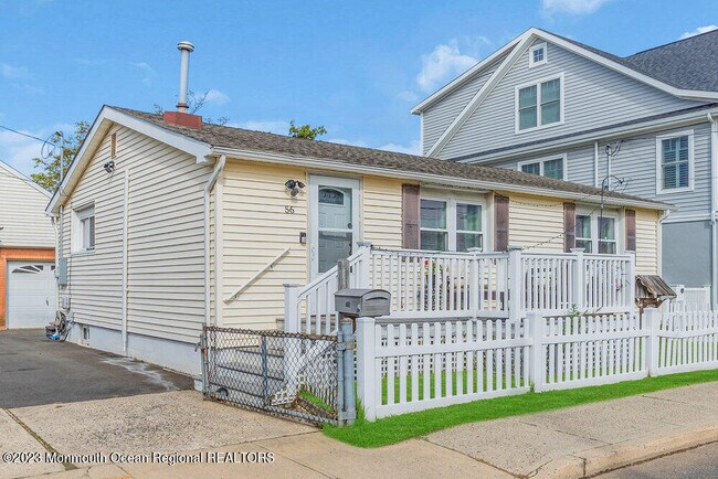 Foto del edificio - 56 Huddy Ave