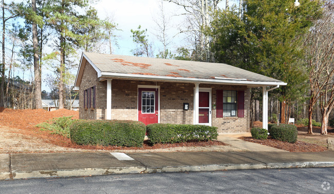 Foto del edificio - Edgewood Apartments