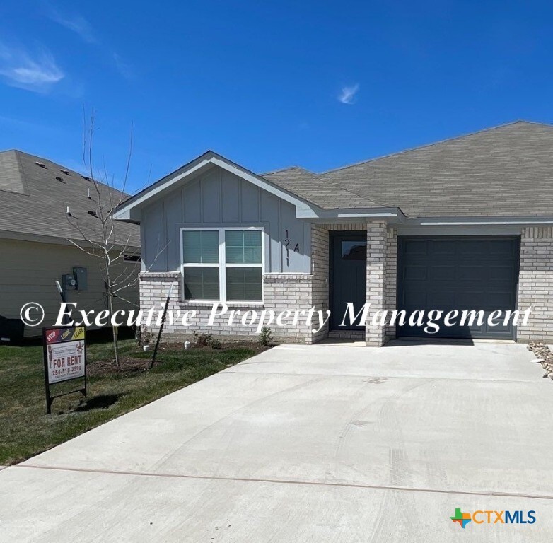 Foto principal - 1211 LEXINGTON Dr