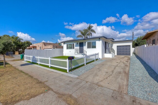 Building Photo - Beautiful Logan Heights Remodeled House